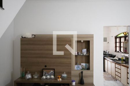 Sala  de casa à venda com 6 quartos, 147m² em Vila Nilo, São Paulo