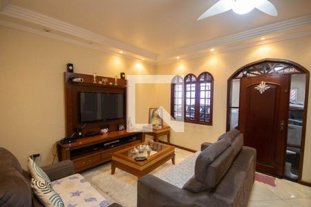 Sala  de casa à venda com 6 quartos, 147m² em Vila Nilo, São Paulo