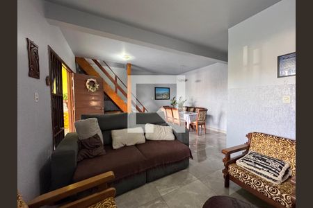 Sala de casa à venda com 3 quartos, 485m² em Santos Dumont, São Leopoldo