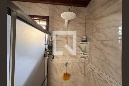Banheiro 2 de casa à venda com 3 quartos, 485m² em Santos Dumont, São Leopoldo