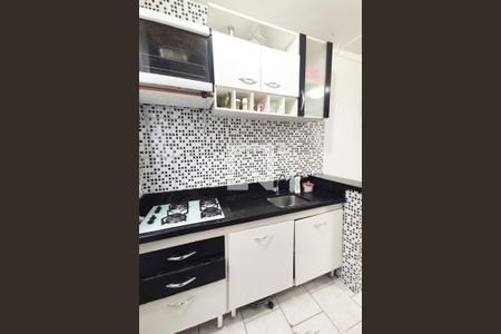Cozinha e Área de Serviço de apartamento para alugar com 2 quartos, 60m² em São José, São Leopoldo