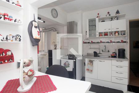 Cozinha de apartamento à venda com 3 quartos, 127m² em Floresta, Porto Alegre