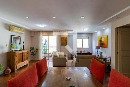 Sala de apartamento à venda com 3 quartos, 96m² em Vila Suzana, São Paulo