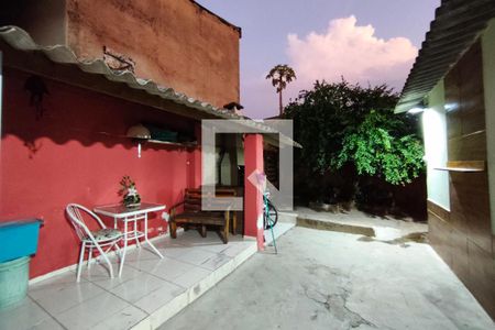 Quintal de casa à venda com 4 quartos, 300m² em Jardim das Bandeiras, Campinas