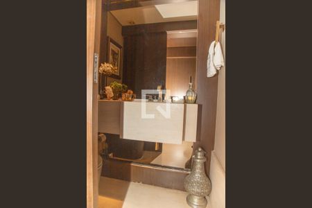 Lavabo de apartamento à venda com 4 quartos, 214m² em Chácara Santo Antônio (zona Sul), São Paulo