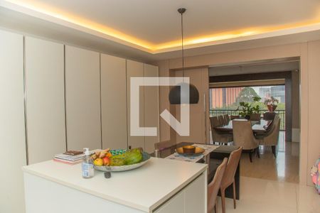 Cozinha de apartamento à venda com 4 quartos, 214m² em Chácara Santo Antônio (zona Sul), São Paulo