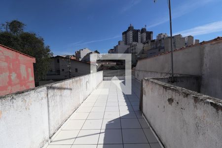 Quintal de casa à venda com 3 quartos, 150m² em Jardim Progresso, Santo André