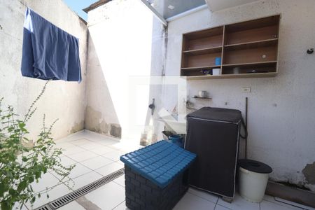 Área de Serviço de casa à venda com 3 quartos, 150m² em Jardim Progresso, Santo André