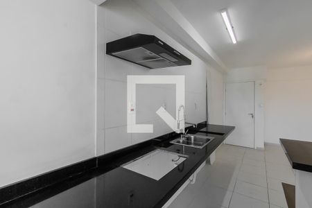 Cozinha de apartamento à venda com 2 quartos, 51m² em Burgo Paulista, São Paulo