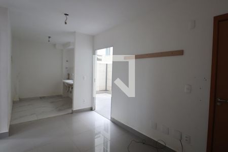 Sala de apartamento à venda com 2 quartos, 35m² em Mato Grande, Canoas
