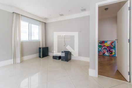 Apartamento à venda com 3 quartos, 124m² em Vila Uberabinha, São Paulo