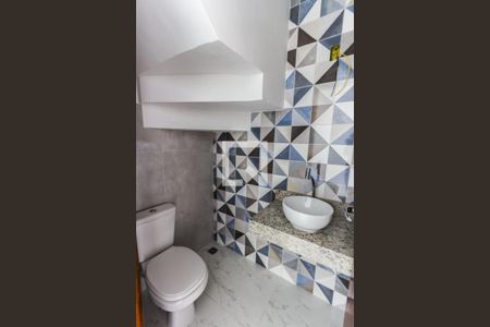 Casa à venda com 3 quartos, 110m² em Jardim Avelino, São Paulo