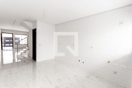 Casa à venda com 3 quartos, 110m² em Jardim Avelino, São Paulo