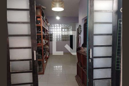 Casa à venda com 4 quartos, 317m² em São Francisco, Niterói