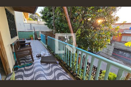 Casa à venda com 4 quartos, 162m² em Vila Pereira Cerca, São Paulo