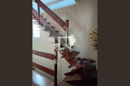 Casa à venda com 2 quartos, 210m² em Vila Alvinopolis, São Bernardo do Campo