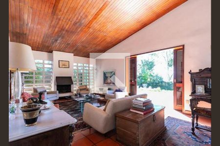 Casa à venda com 3 quartos, 260m² em Jardim Everest, São Paulo