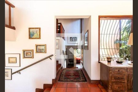 Casa à venda com 3 quartos, 260m² em Jardim Everest, São Paulo