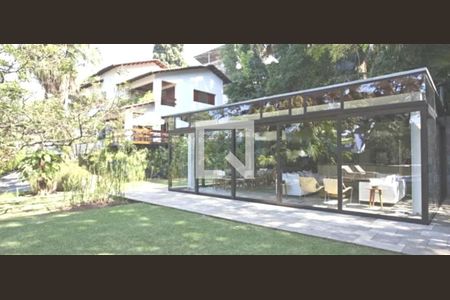 Casa à venda com 5 quartos, 1162m² em Pacaembu, São Paulo