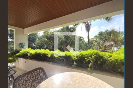 Casa à venda com 5 quartos, 1162m² em Pacaembu, São Paulo