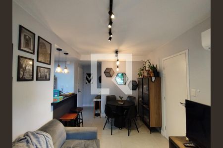 Sala de apartamento para alugar com 1 quarto, 42m² em Cambuci, São Paulo