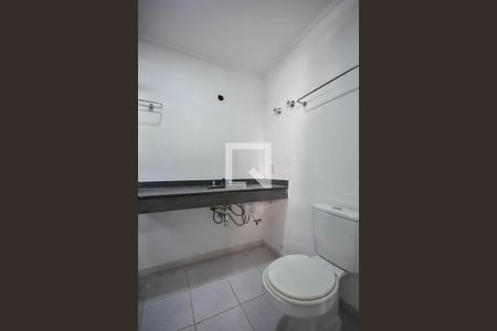 Banheiro Suíte 2 de apartamento à venda com 3 quartos, 238m² em Real Parque, São Paulo