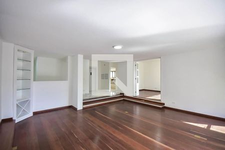 Sala de apartamento à venda com 3 quartos, 238m² em Real Parque, São Paulo