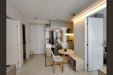 Sala de apartamento à venda com 2 quartos, 35m² em Conjunto Residencial José Bonifácio, São Paulo