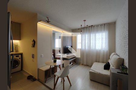 Sala de apartamento à venda com 2 quartos, 35m² em Conjunto Residencial José Bonifácio, São Paulo