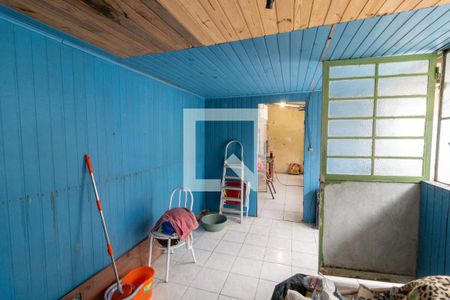 Lavanderia de casa à venda com 3 quartos, 110m² em Vila Nova, Porto Alegre