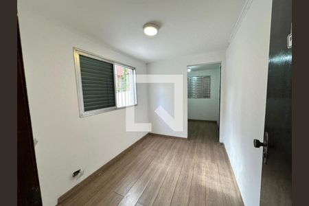 Foto 25 de casa à venda com 5 quartos, 300m² em Vila Gumercindo, São Paulo