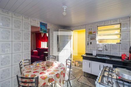 Cozinha de casa à venda com 2 quartos, 400m² em Vila Carmosina, São Paulo