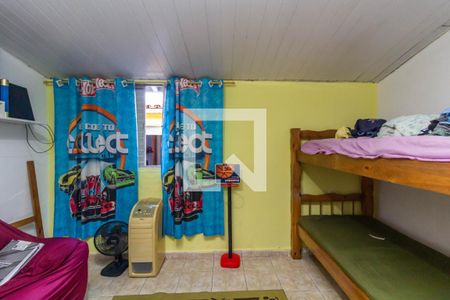 Quarto 1 de casa à venda com 2 quartos, 400m² em Vila Carmosina, São Paulo