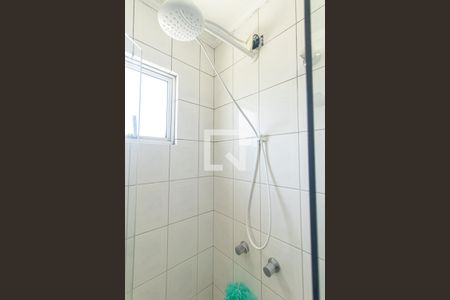 Banheiro 1 de casa de condomínio para alugar com 4 quartos, 195m² em Cidade Industrial de Curitiba, Curitiba