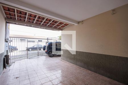 Garagem de casa para alugar com 3 quartos, 240m² em Centro, Taubaté