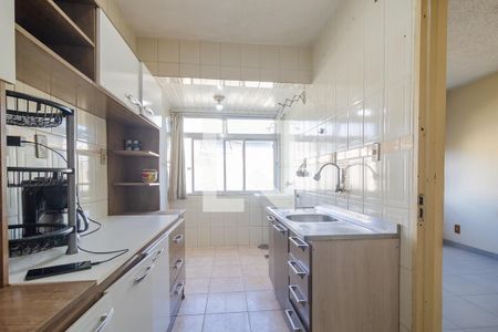 Cozinha de apartamento à venda com 2 quartos, 56m² em Vila Nova, Porto Alegre