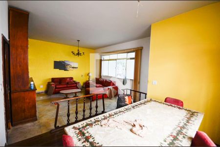 Sala de casa à venda com 4 quartos, 280m² em Vila Isabel, Rio de Janeiro