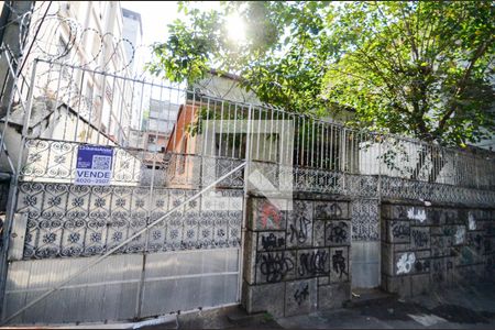 Fachada de casa à venda com 4 quartos, 280m² em Vila Isabel, Rio de Janeiro