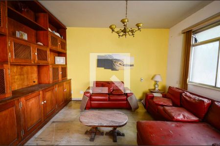 Sala de casa à venda com 4 quartos, 280m² em Vila Isabel, Rio de Janeiro