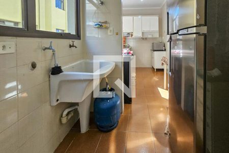 Área de serviço de apartamento para alugar com 3 quartos, 130m² em Balneario Cidade Atlantica, Guarujá