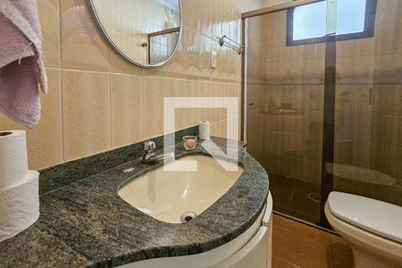 Banheiro de apartamento para alugar com 3 quartos, 130m² em Balneario Cidade Atlantica, Guarujá