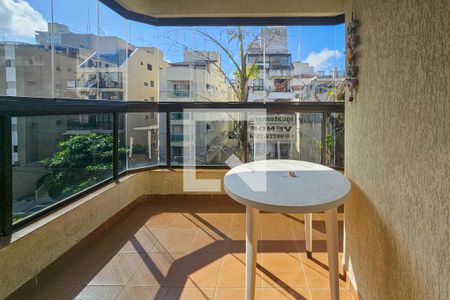 Varanda de apartamento para alugar com 3 quartos, 130m² em Balneario Cidade Atlantica, Guarujá