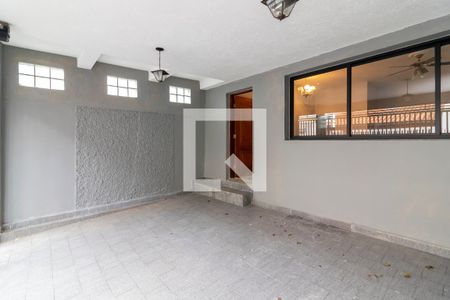 Garagem de casa à venda com 2 quartos, 150m² em Água Fria, São Paulo