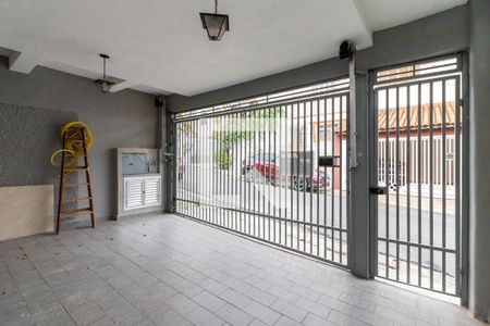Garagem de casa à venda com 2 quartos, 150m² em Água Fria, São Paulo