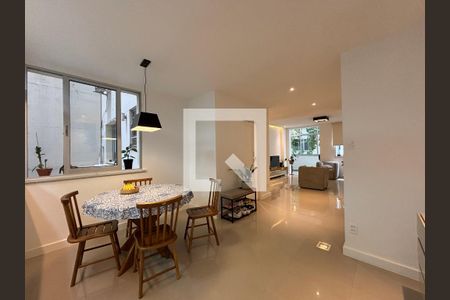 Sala de apartamento à venda com 2 quartos, 120m² em Copacabana, Rio de Janeiro