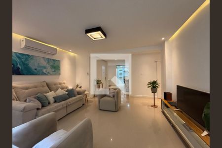 Sala de apartamento à venda com 2 quartos, 120m² em Copacabana, Rio de Janeiro