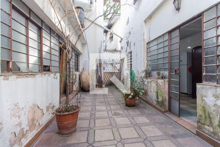 Quintal de casa à venda com 3 quartos, 245m² em Vila Mariana, São Paulo