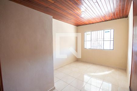 Sala de casa para alugar com 2 quartos, 80m² em Campo Grande, Rio de Janeiro