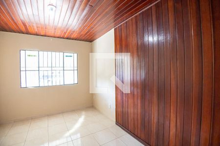 Sala de casa para alugar com 2 quartos, 80m² em Campo Grande, Rio de Janeiro