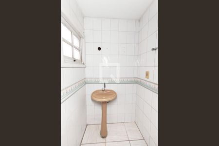 Banheiro de apartamento para alugar com 2 quartos, 60m² em Rio Branco, São Leopoldo